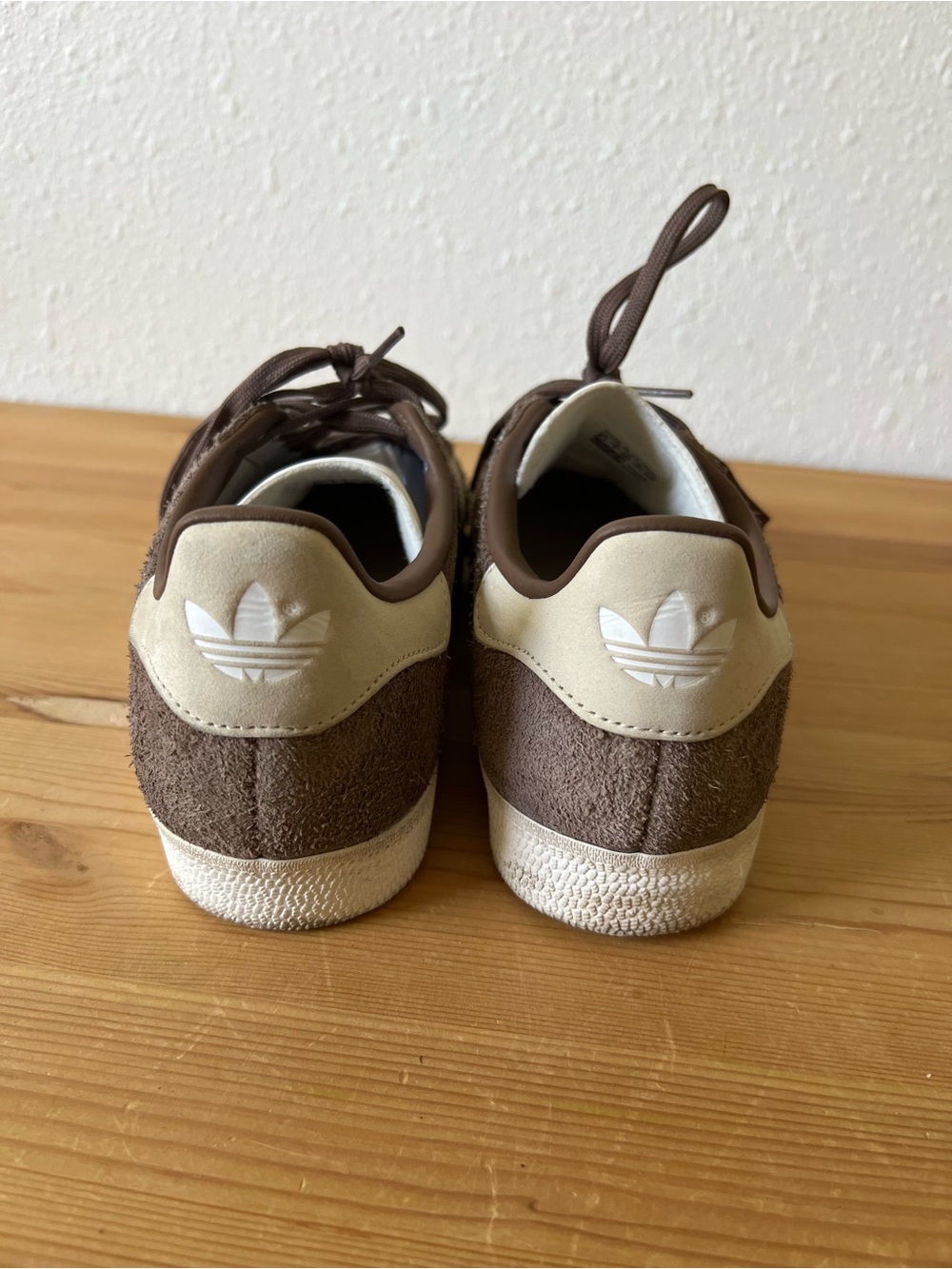 Adidas Gazelle Men's Suede Sneaker - Picture 4 of 9